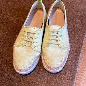Vionic casual slip on shoes